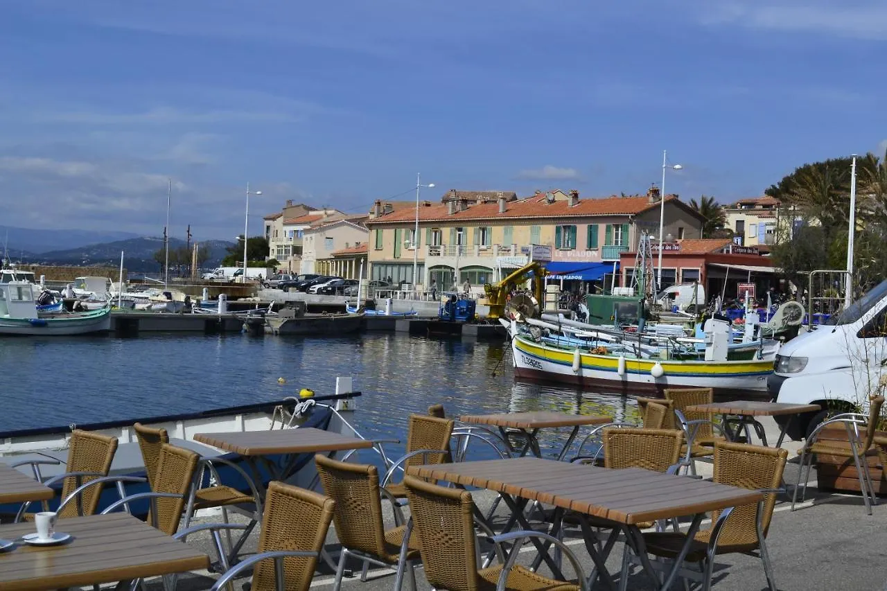 Chambrestudio Bord De Mer, Piscine Et Spa Six-Fours-les-Plages Guest house